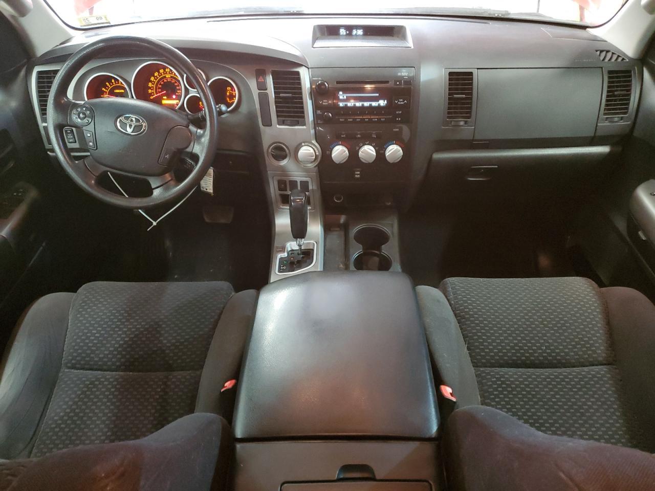 2011 TOYOTA TUNDRA