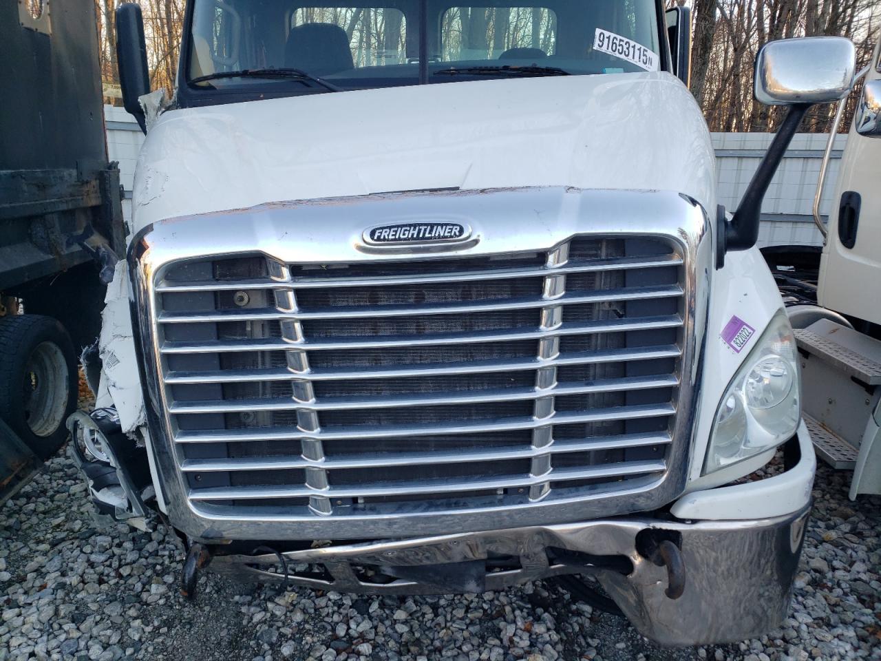 2013 FREIGHTLINER CASCADIA
