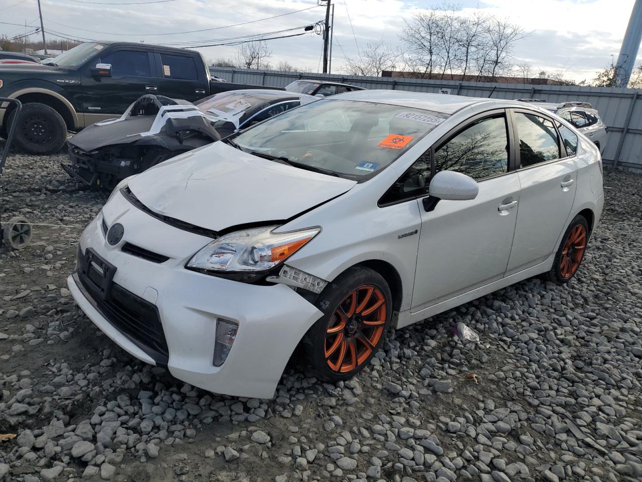2015 TOYOTA PRIUS