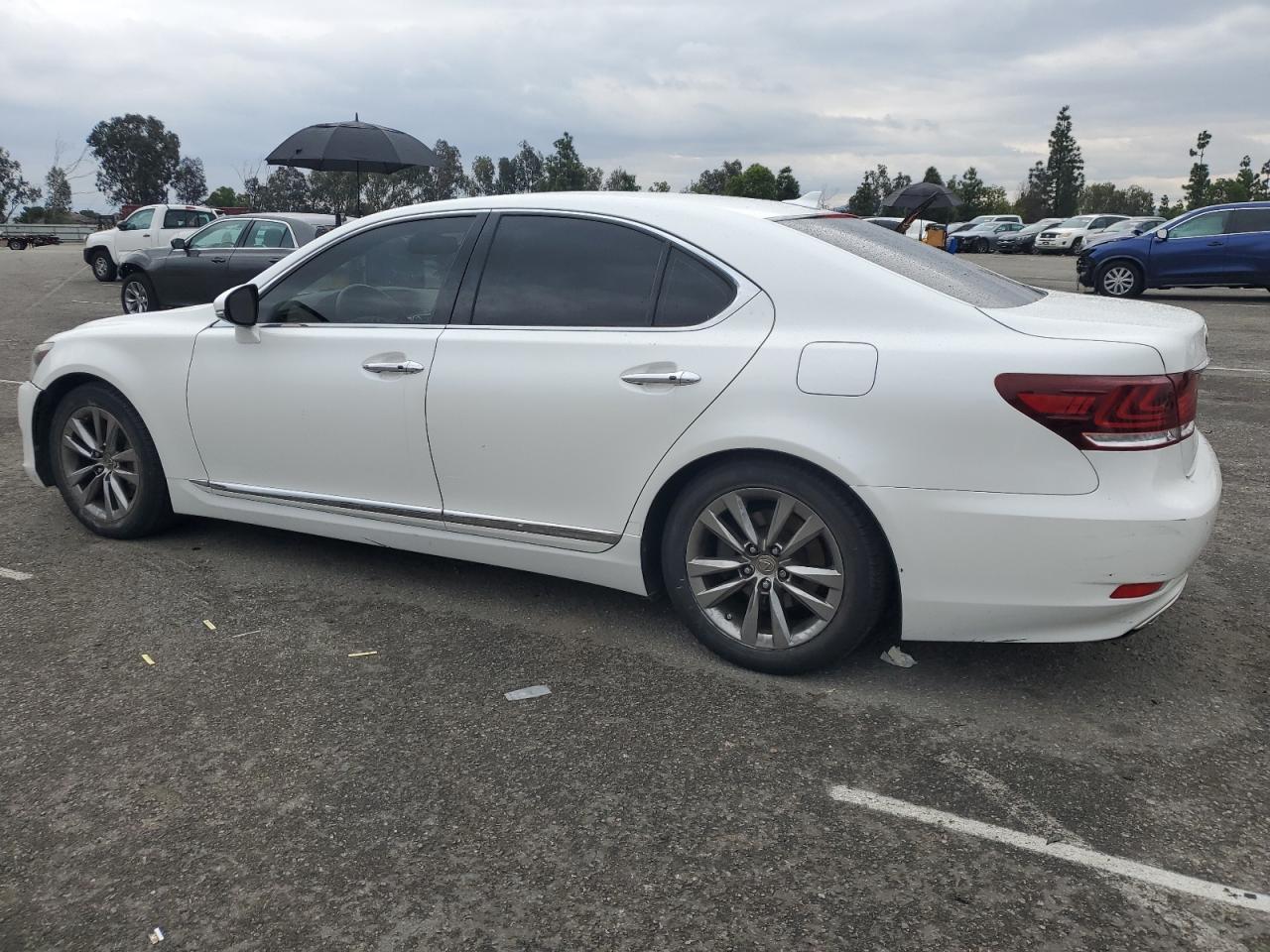 2013 LEXUS LS 460