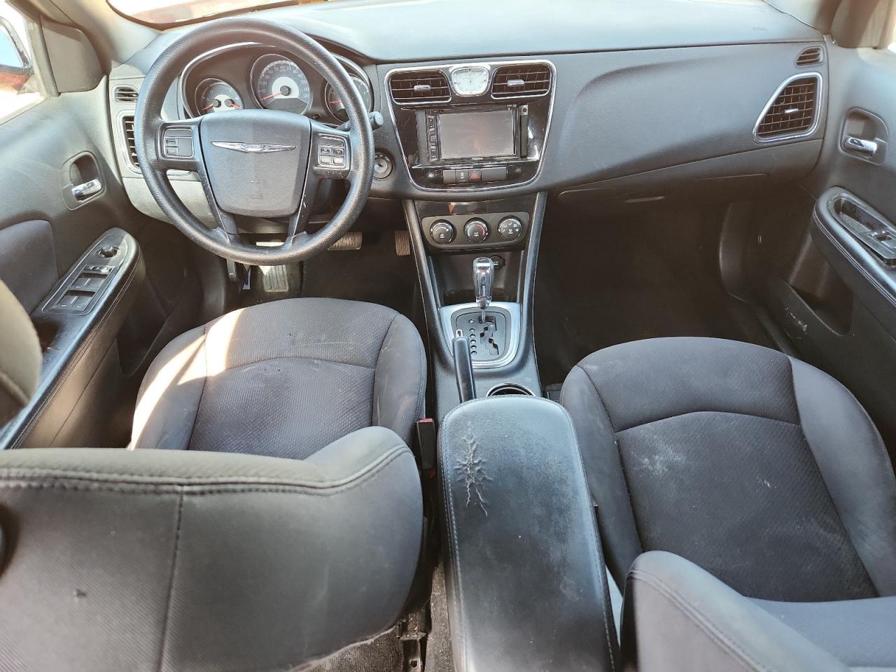 2014 CHRYSLER 200