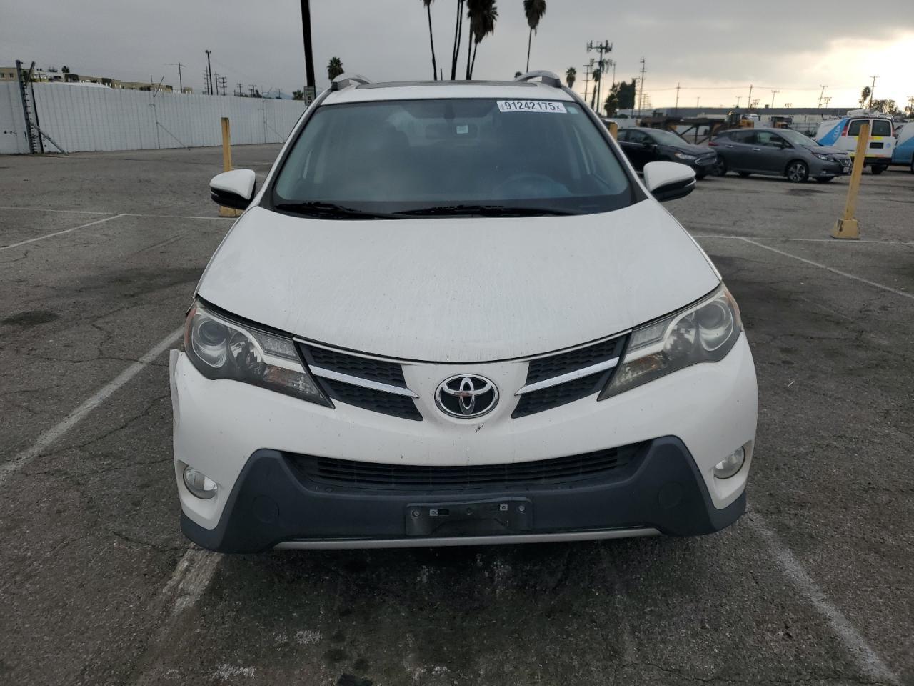 2015 TOYOTA RAV4