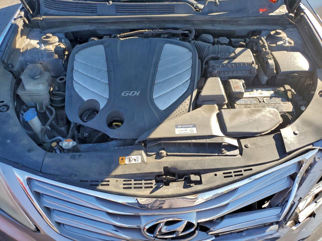 2012 HYUNDAI Azera