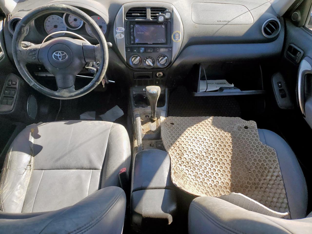 2004 TOYOTA RAV4