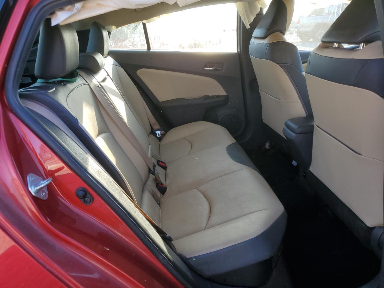 2017 TOYOTA PRIUS