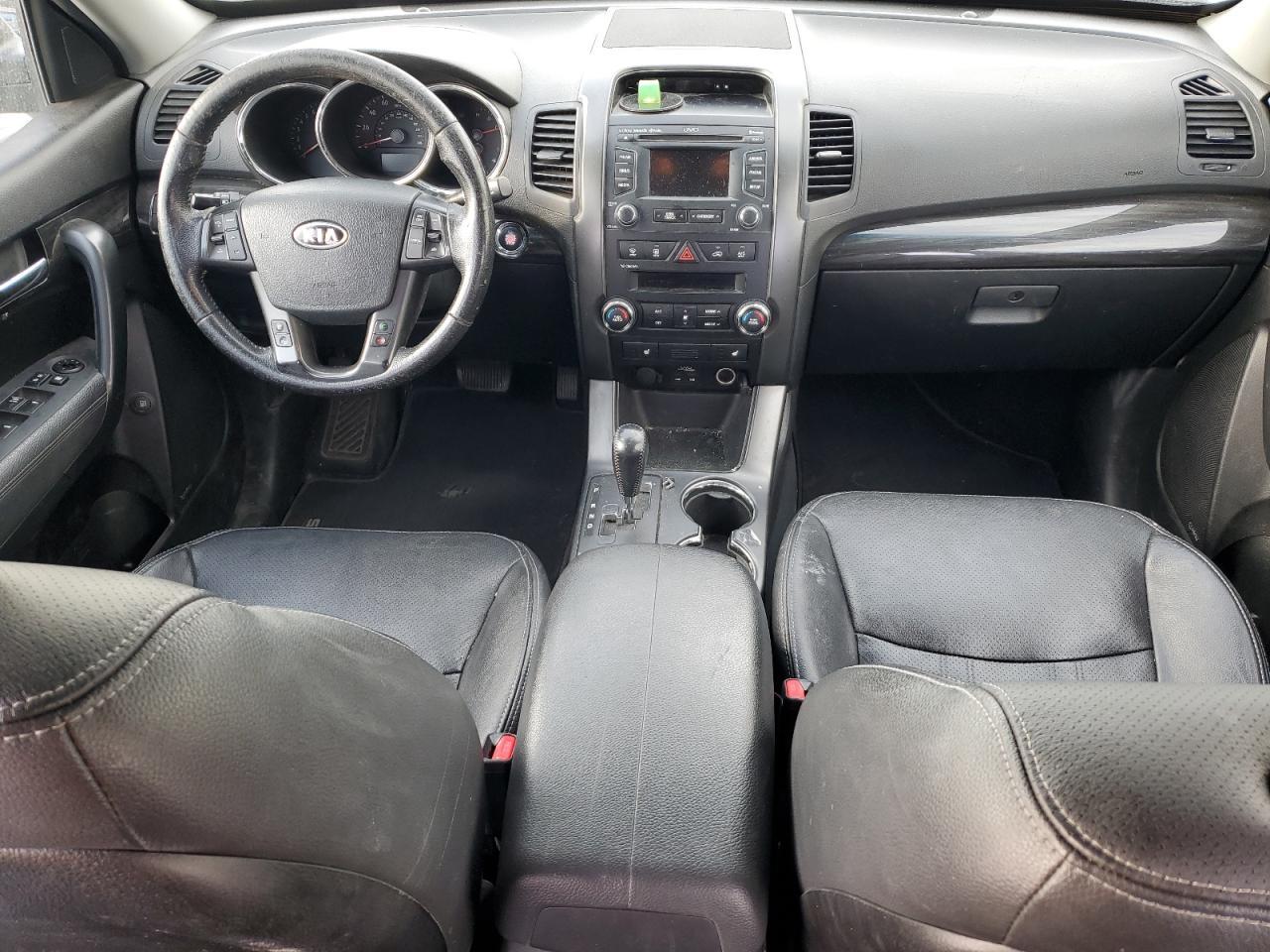 2013 KIA SORENTO