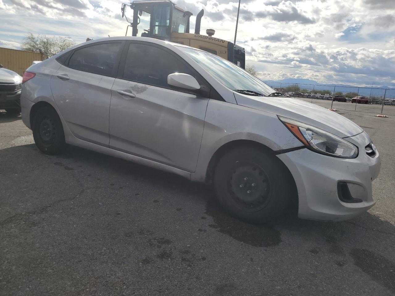 2016 HYUNDAI ACCENT