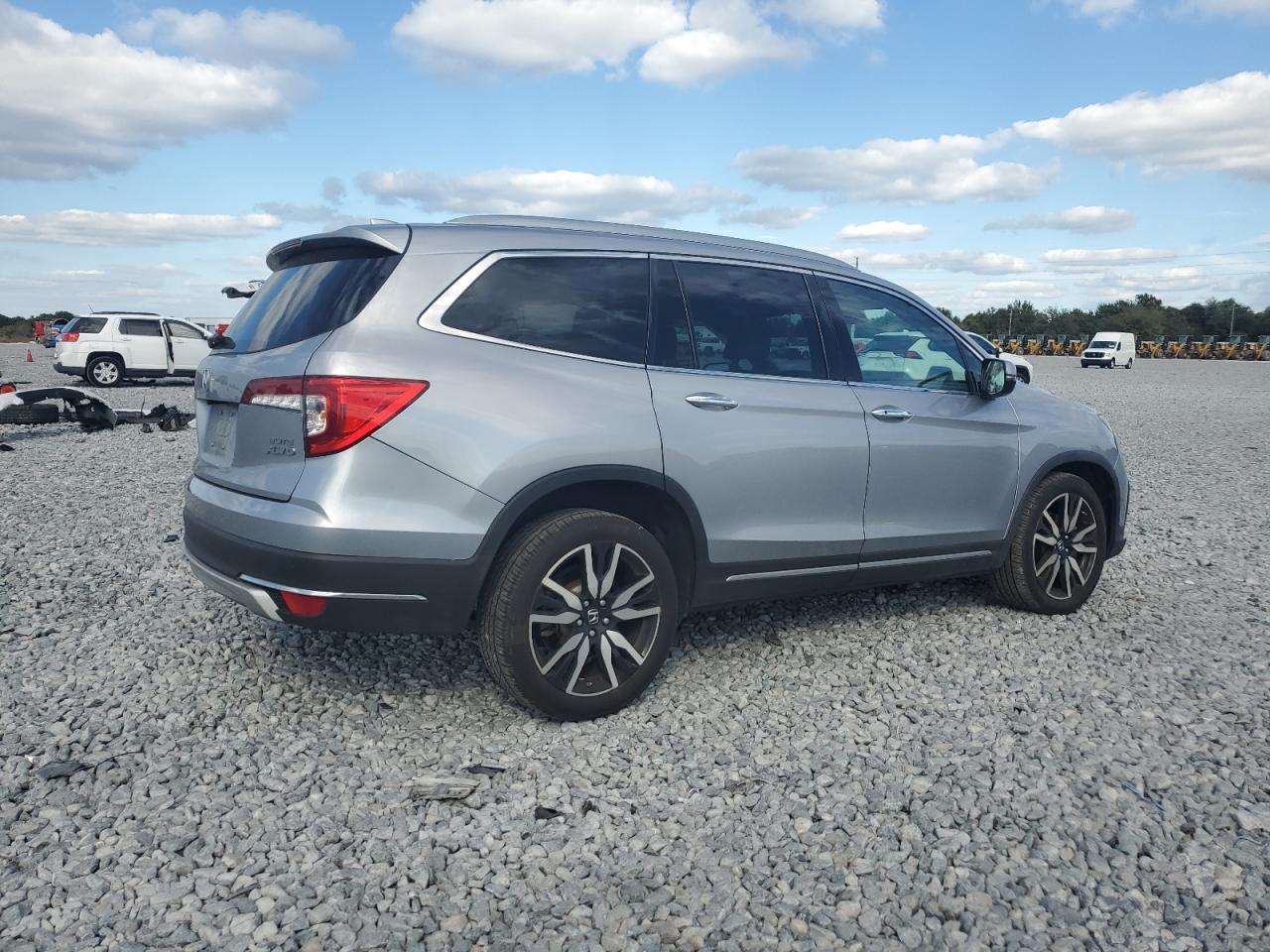2021 HONDA PILOT