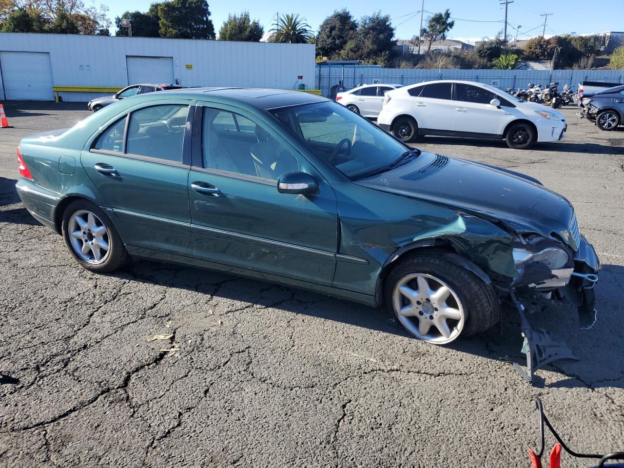 2001 MERCEDES-BENZ C-CLASS