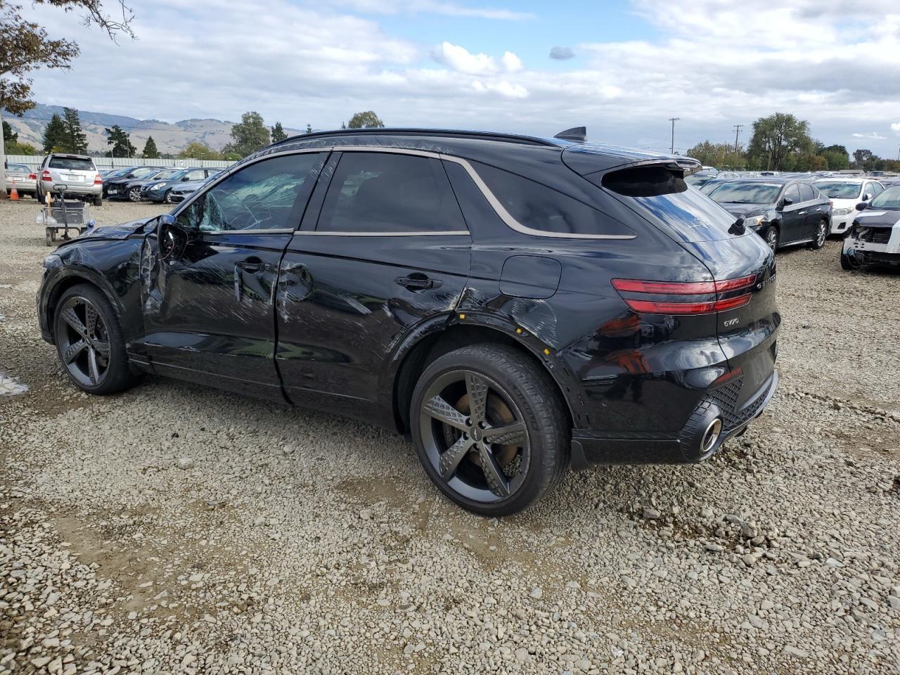2023 GENESIS GV70