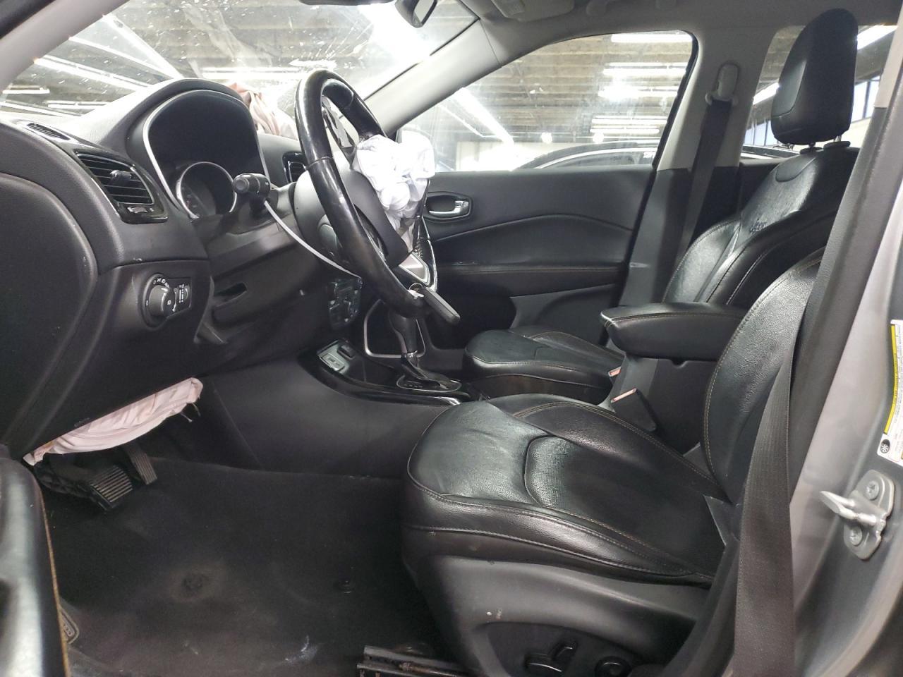 2020 JEEP Compass