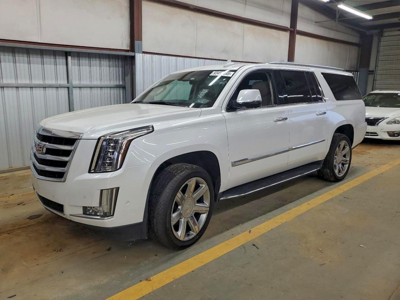 2018 CADILLAC Escalade ESV