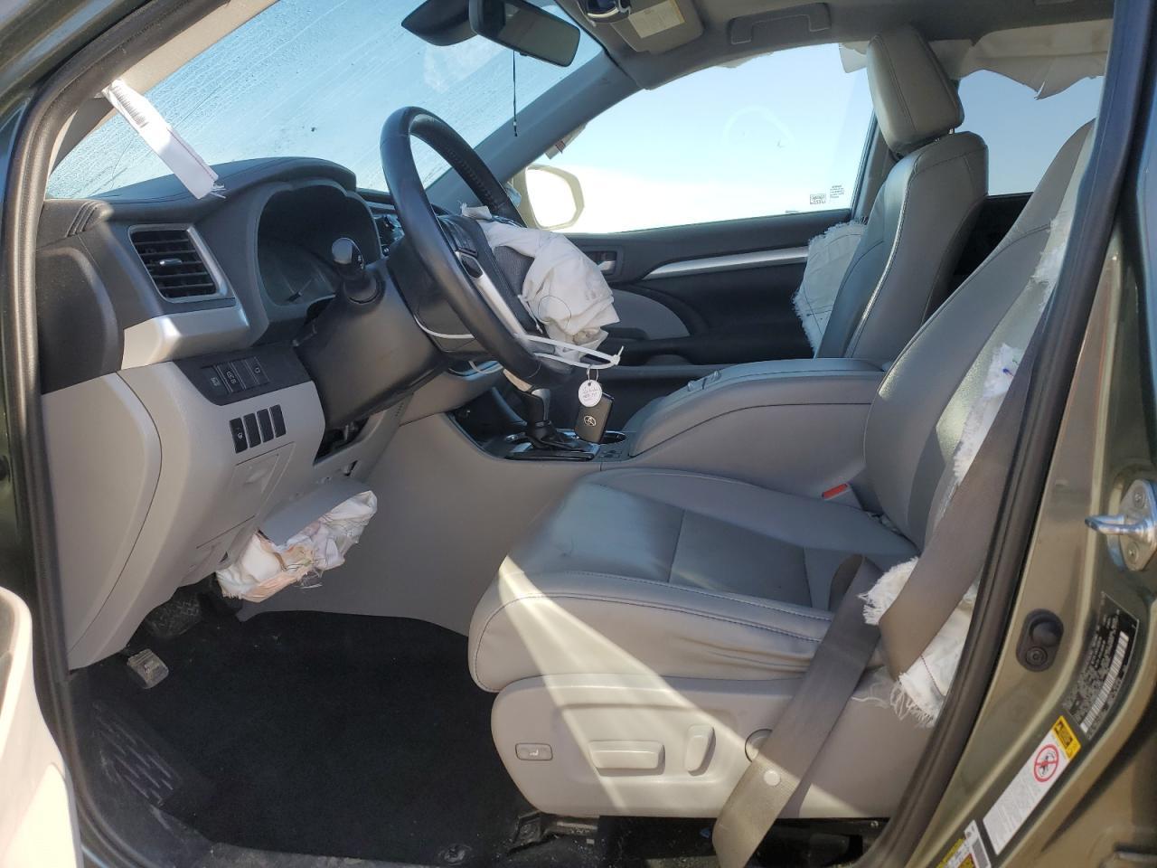 2019 TOYOTA HIGHLANDER