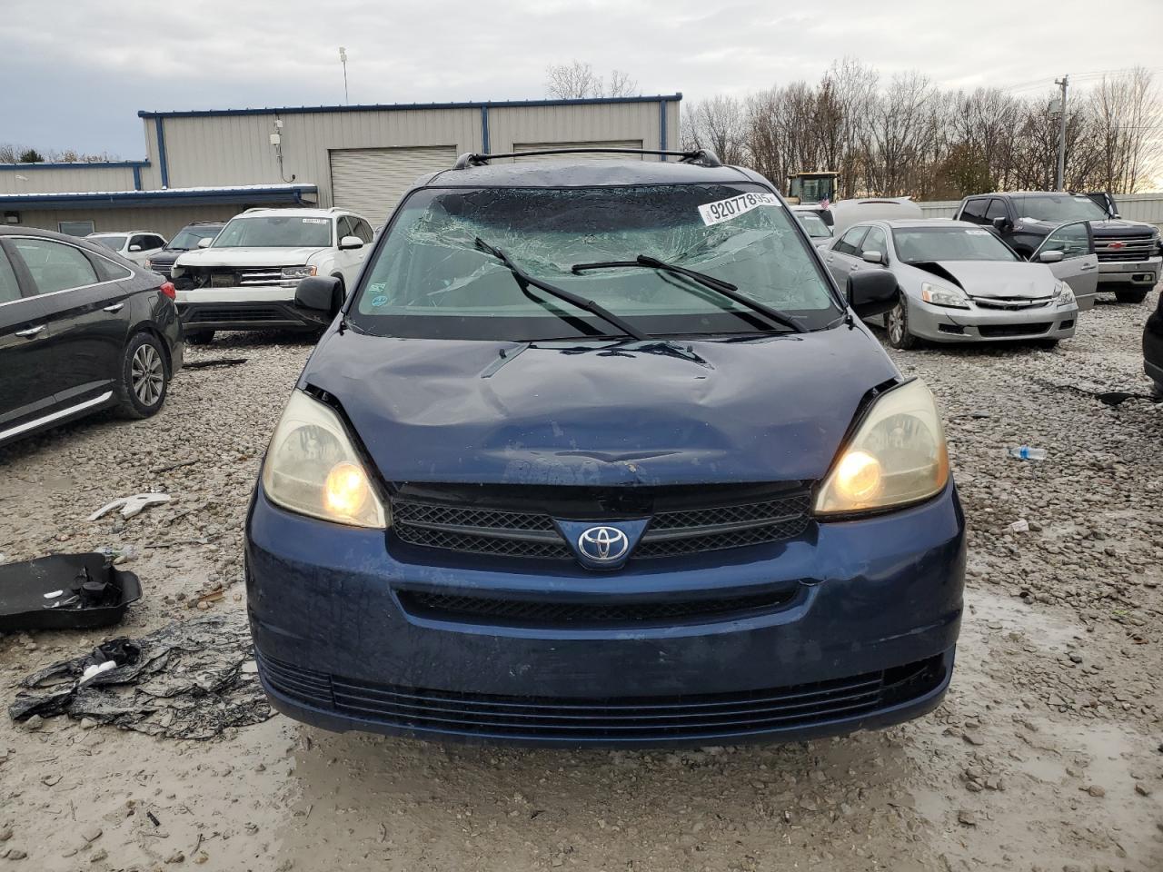2005 TOYOTA SIENNA