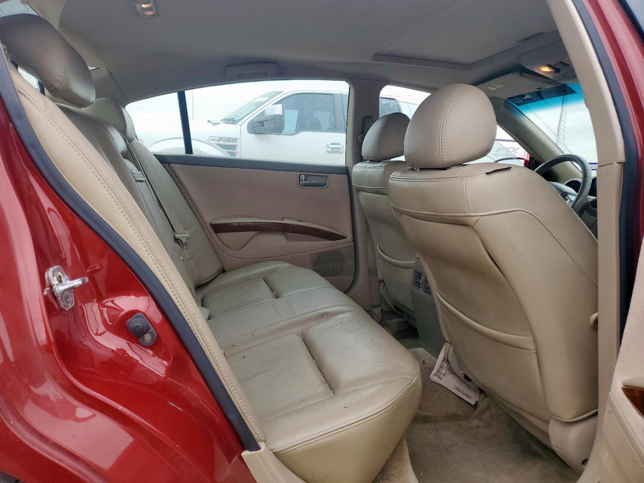 2004 NISSAN Maxima