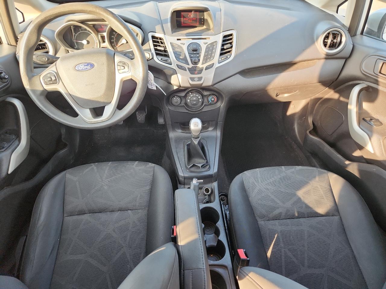 2012 FORD Fiesta