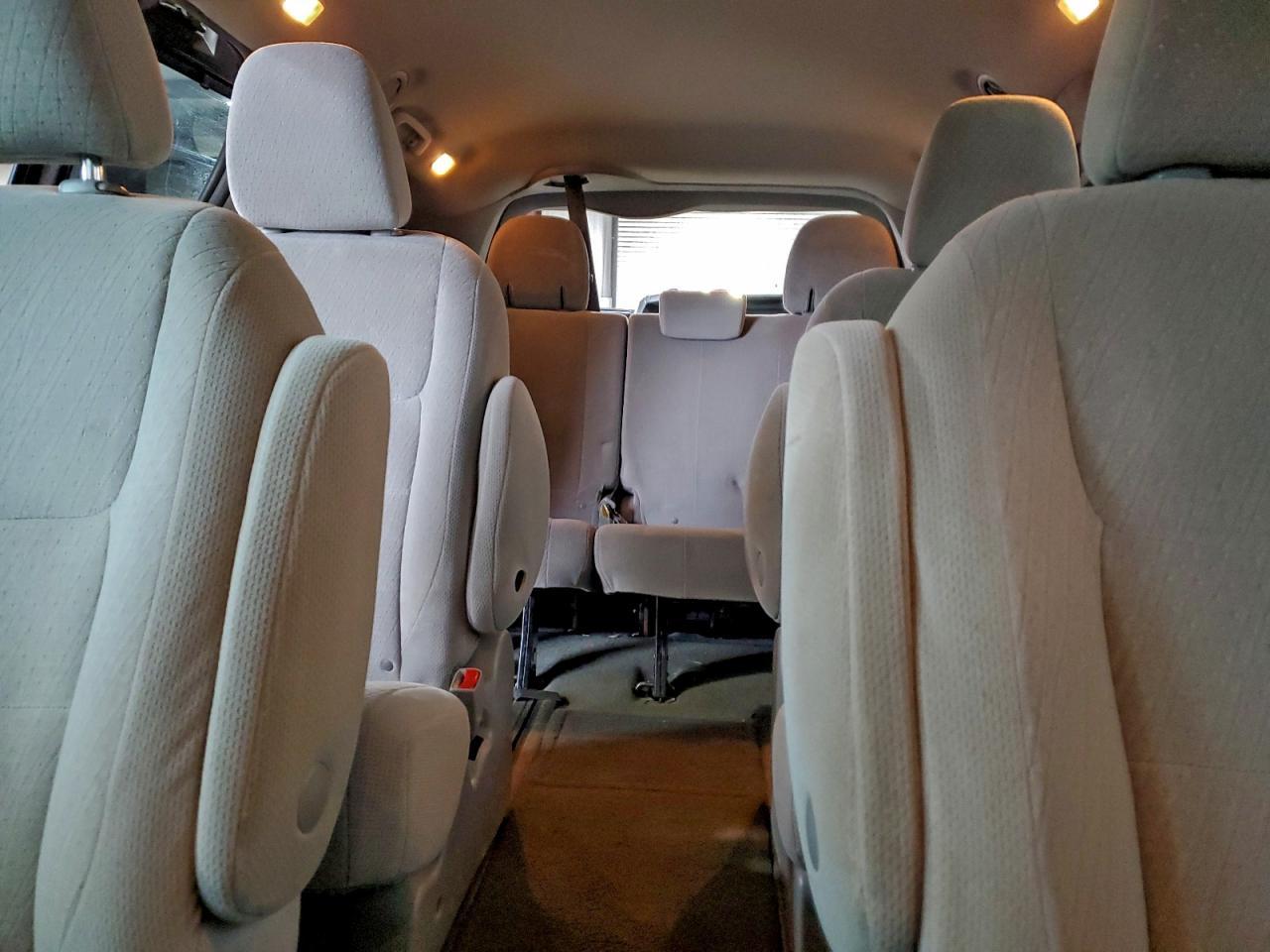 2015 TOYOTA SIENNA