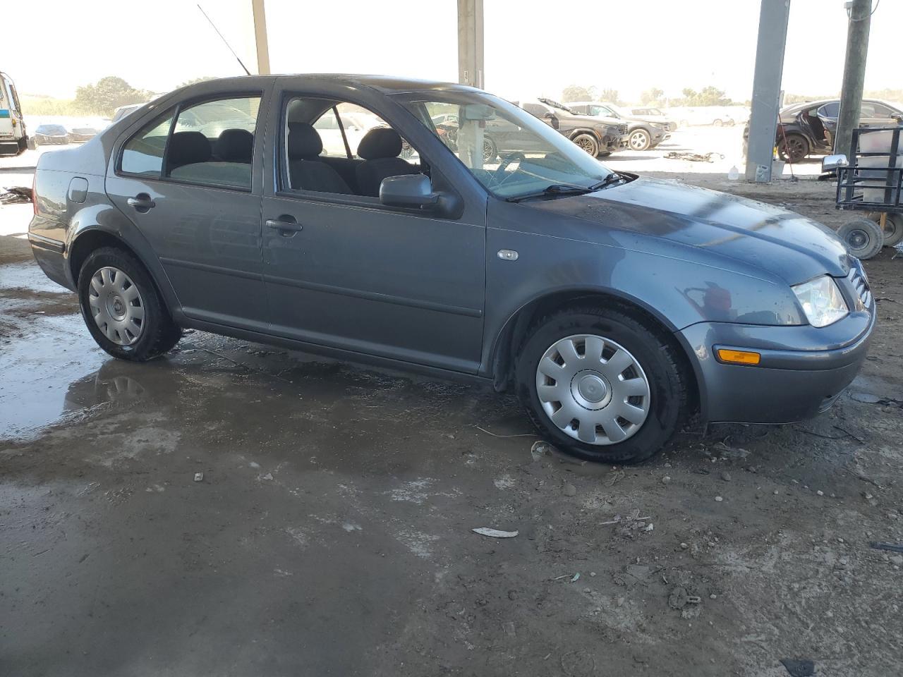 2003 VOLKSWAGEN JETTA