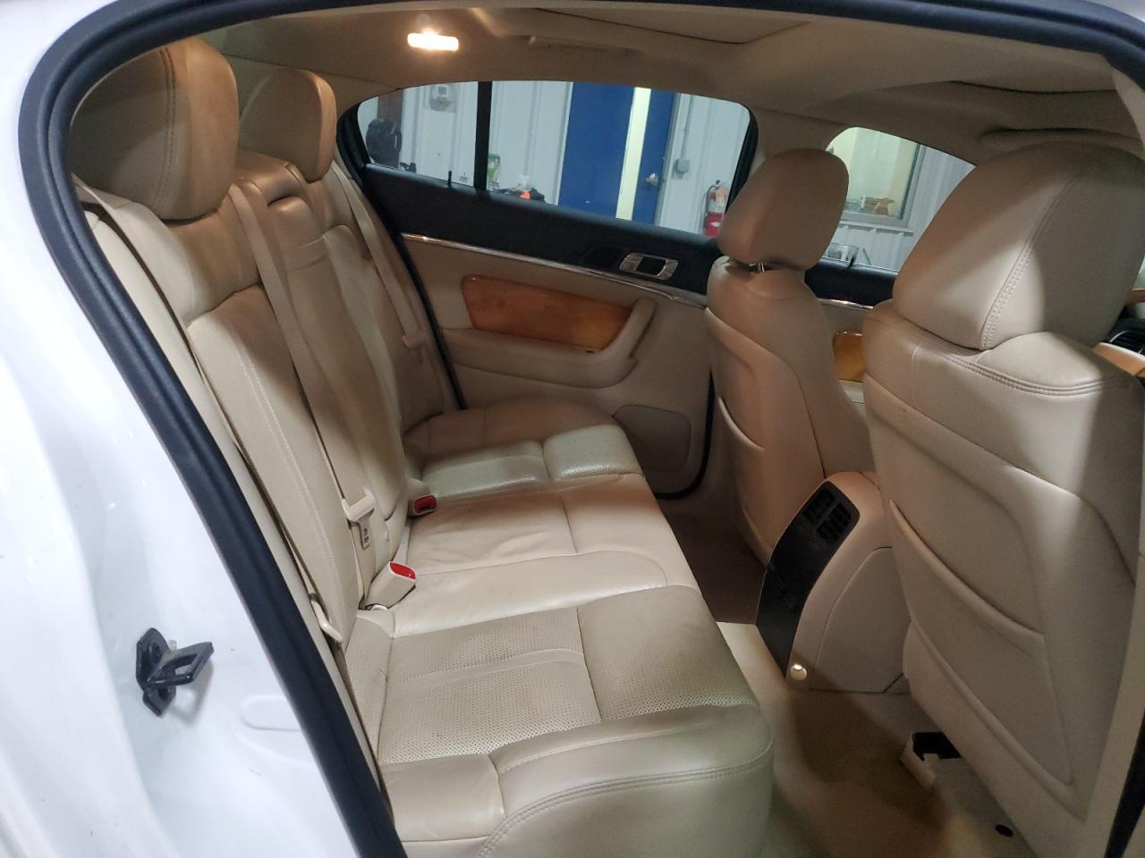 2011 LINCOLN MKS