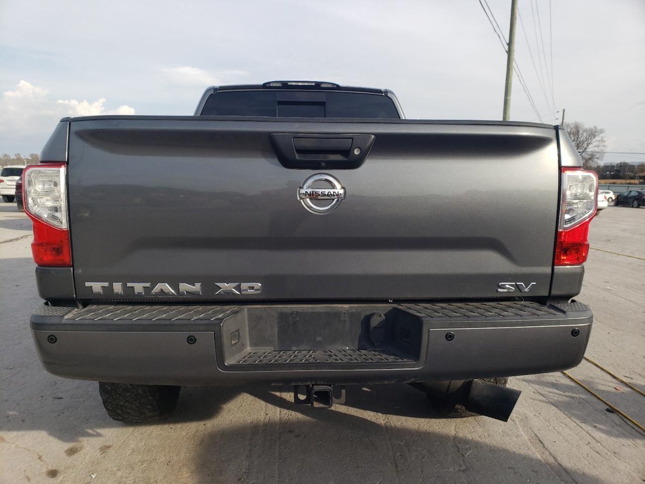 2016 NISSAN Titan
