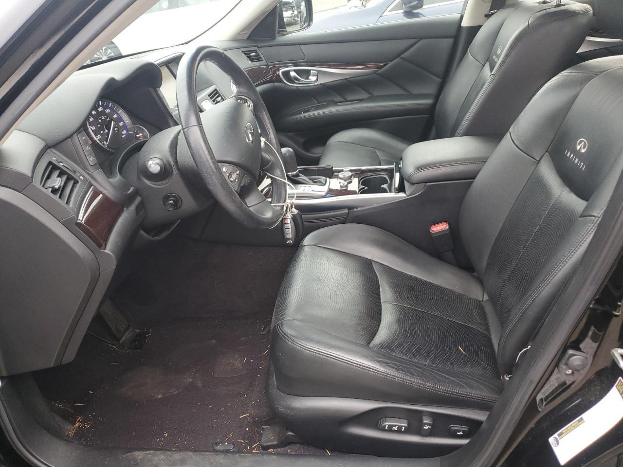2011 INFINITI M37
