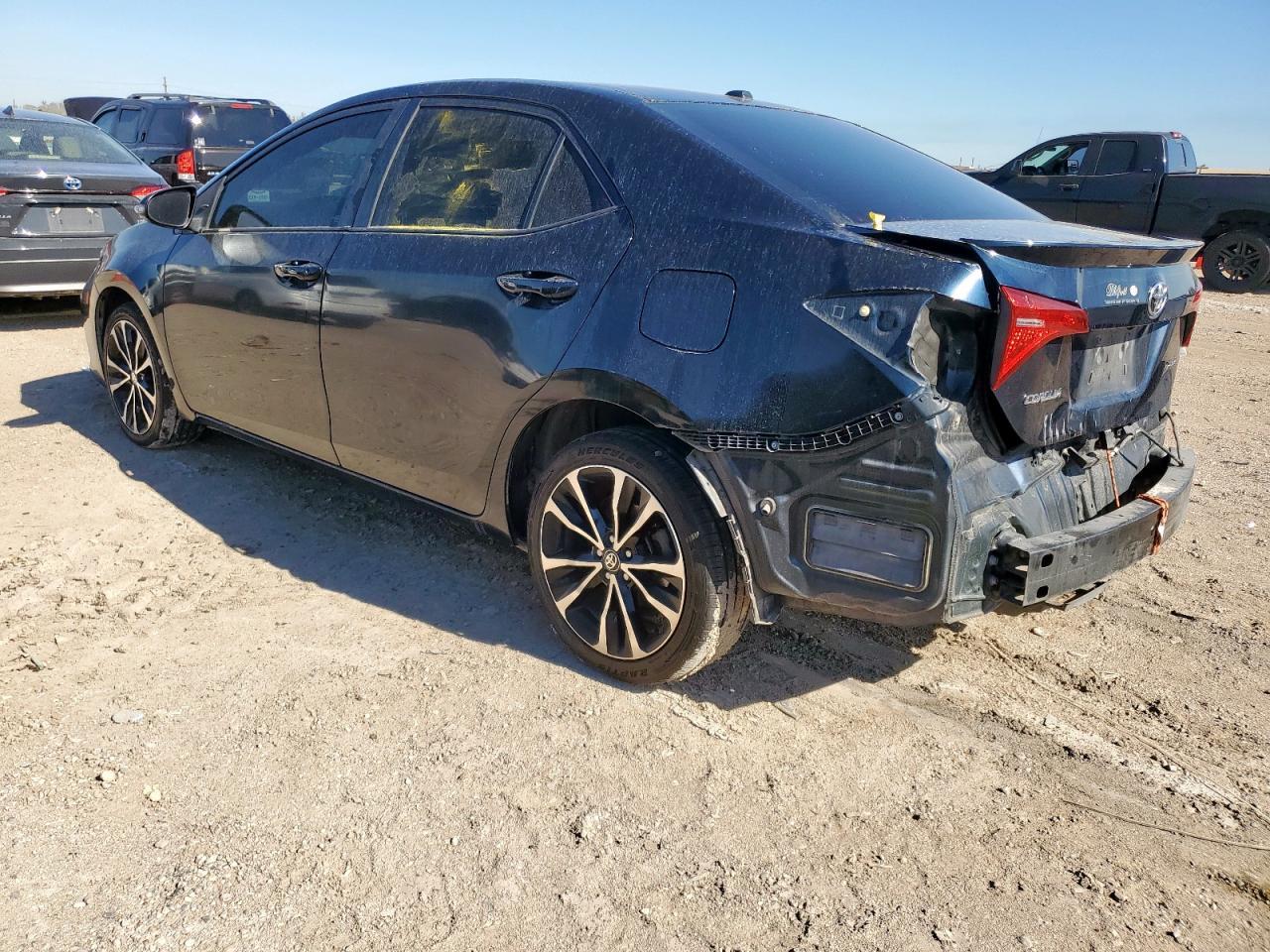 2017 TOYOTA COROLLA