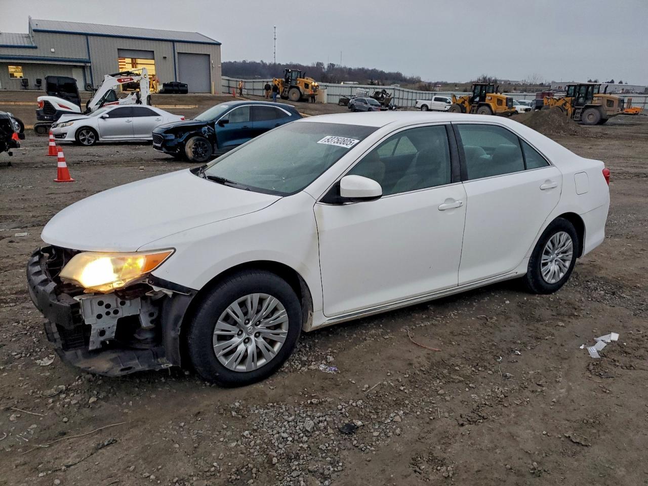 2012 TOYOTA CAMRY