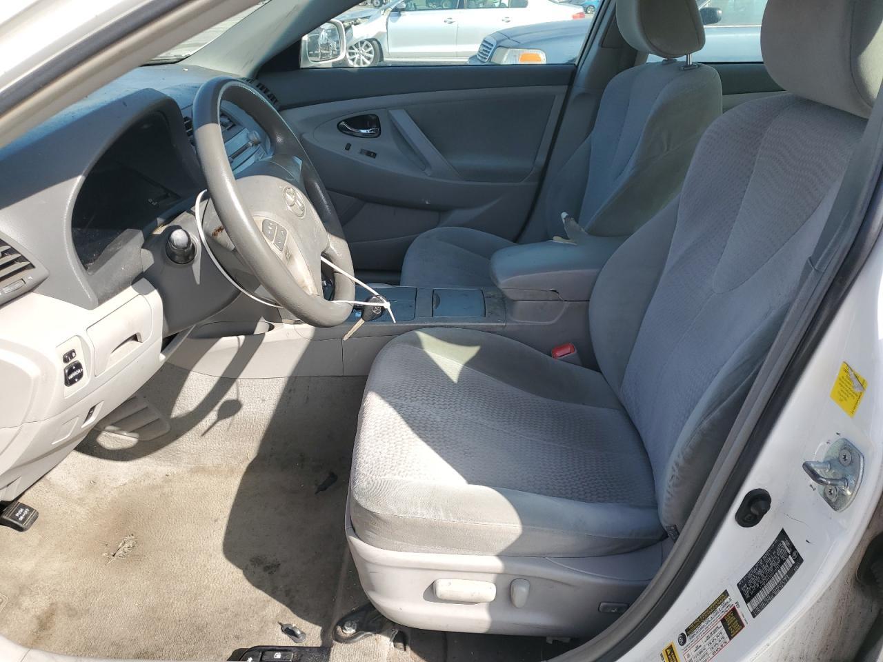 2011 TOYOTA CAMRY