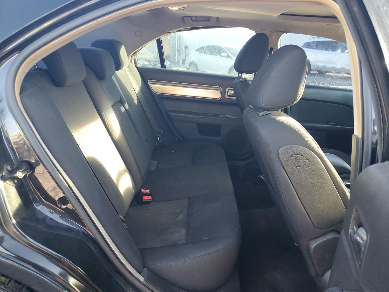 2010 MERCURY Milan