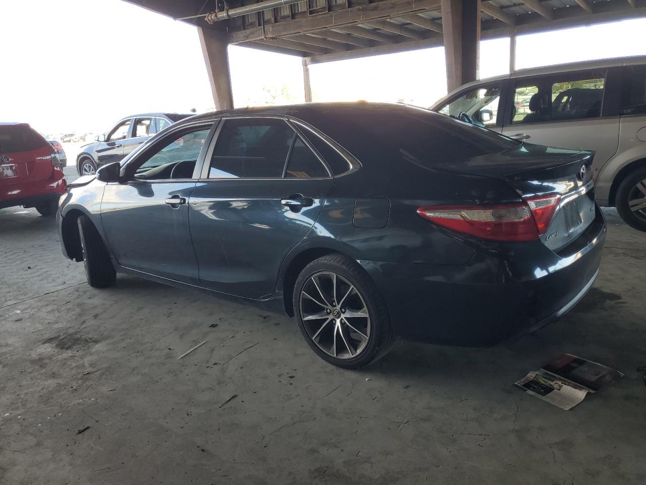 2015 TOYOTA CAMRY
