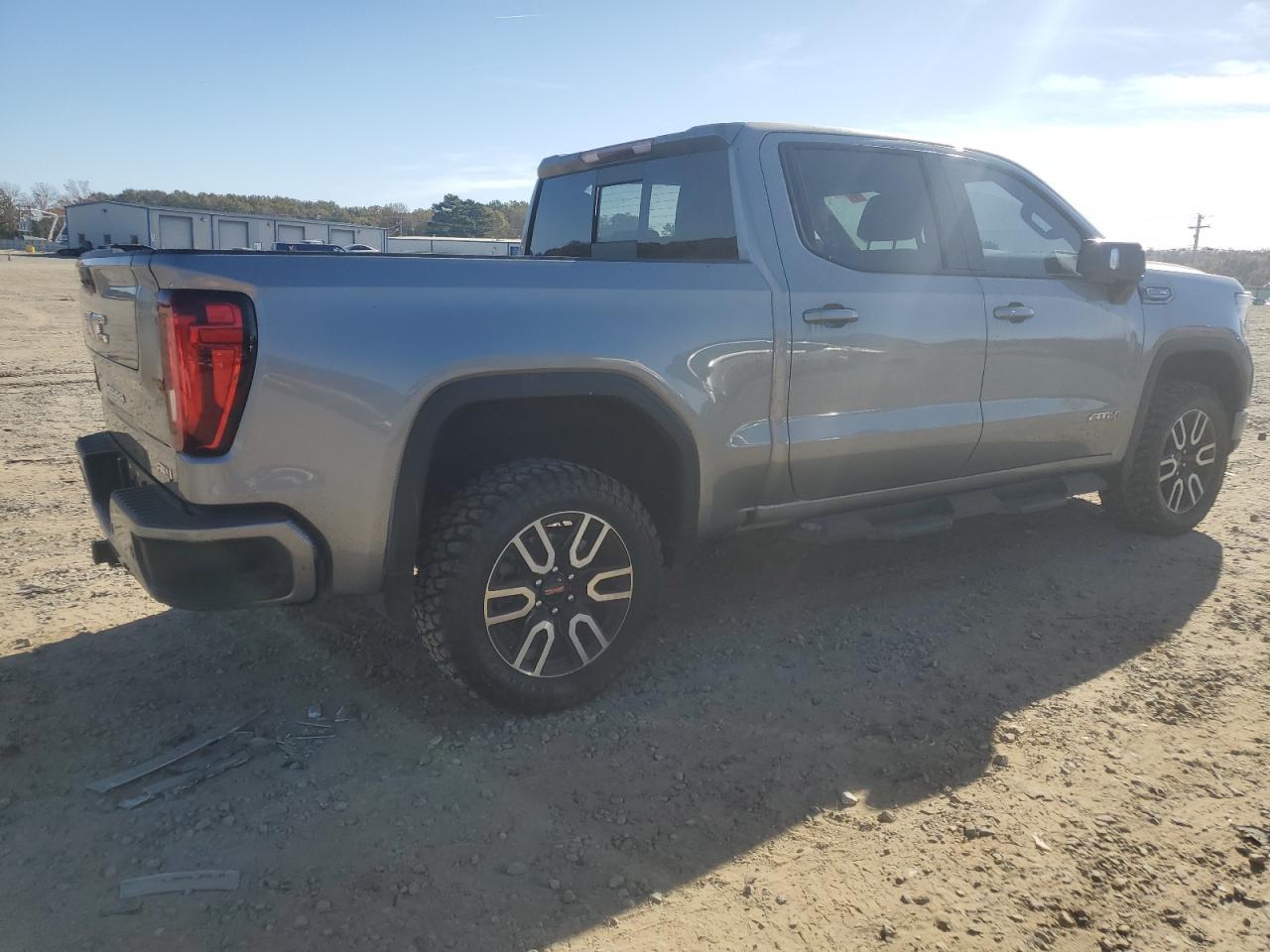 2023 GMC Sierra