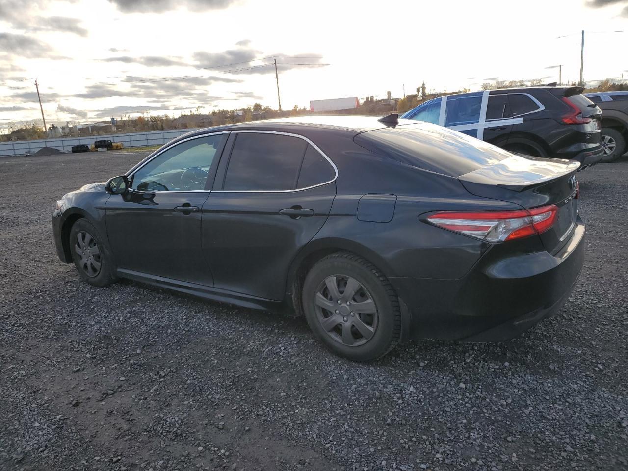 2019 TOYOTA CAMRY