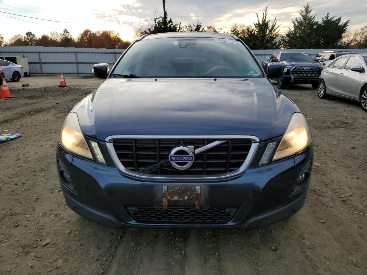 2010 VOLVO XC60