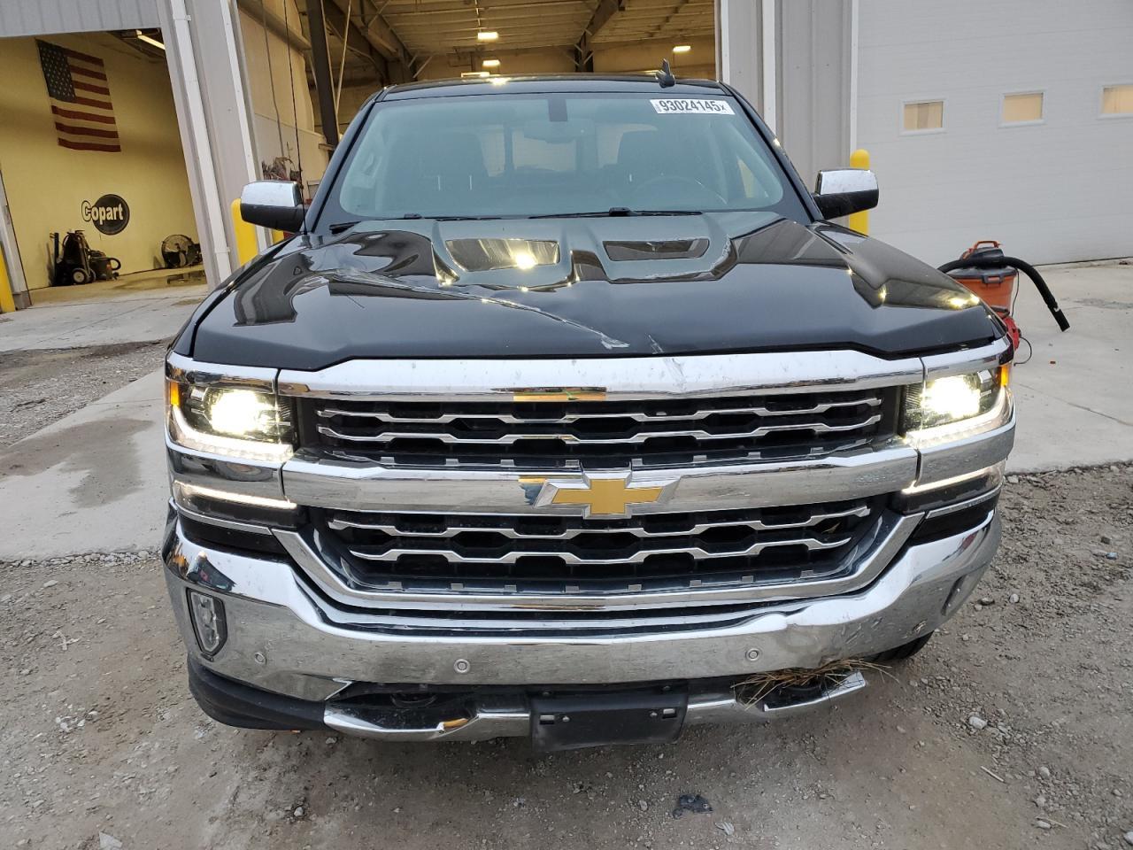 2018 CHEVROLET Silverado