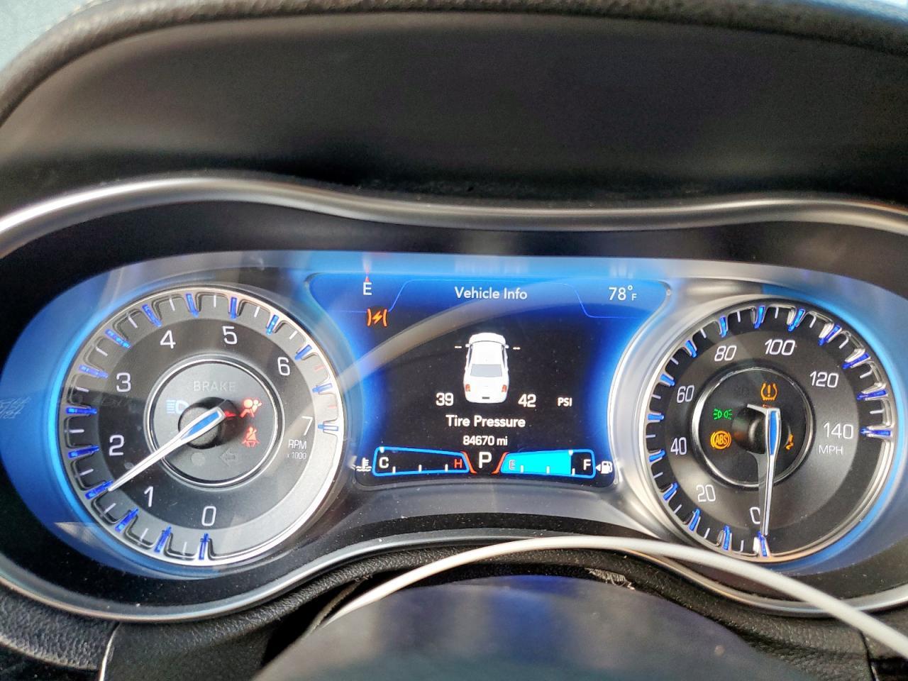 2021 CHRYSLER 300