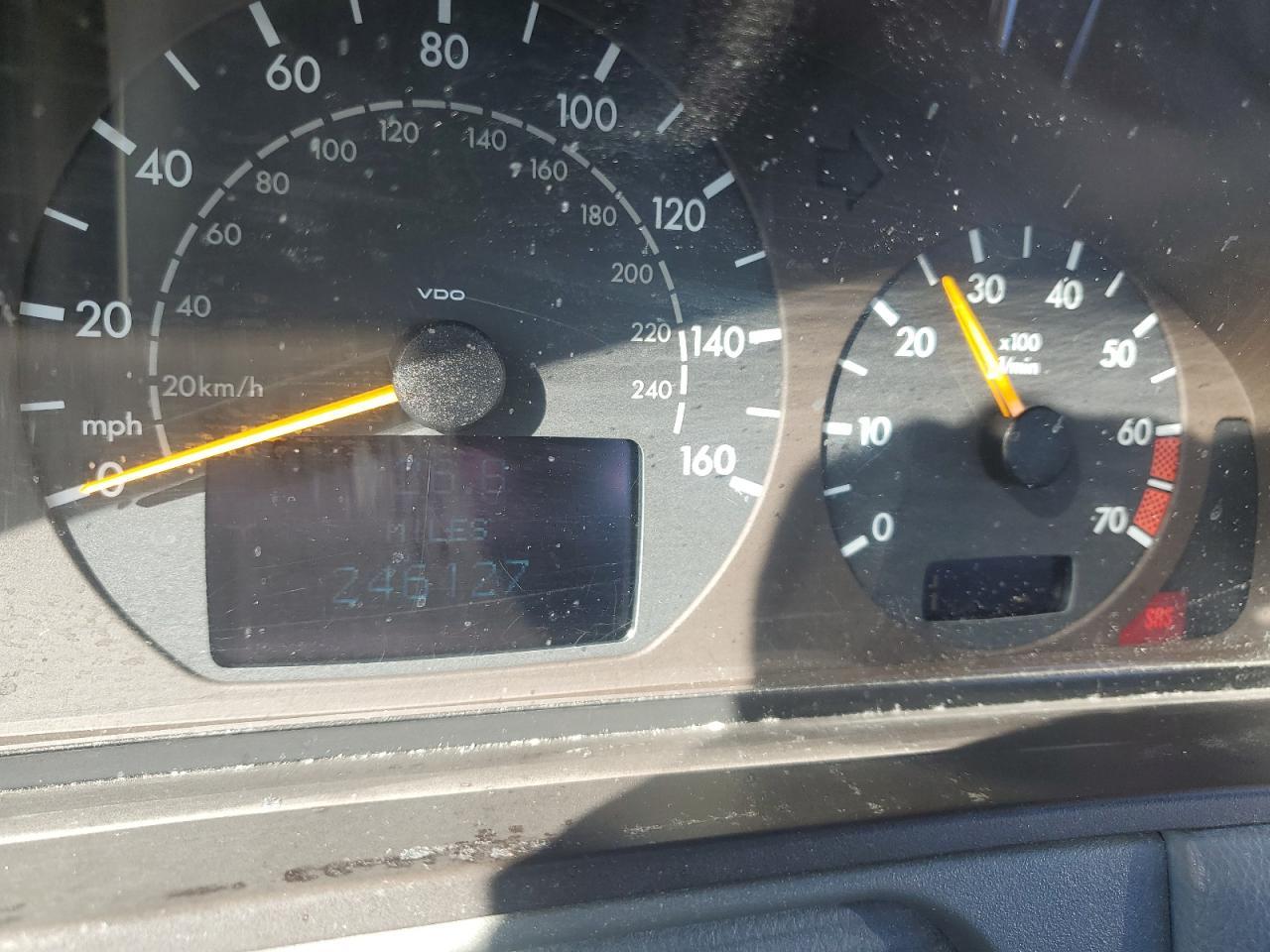 2001 MERCEDES-BENZ E-Class
