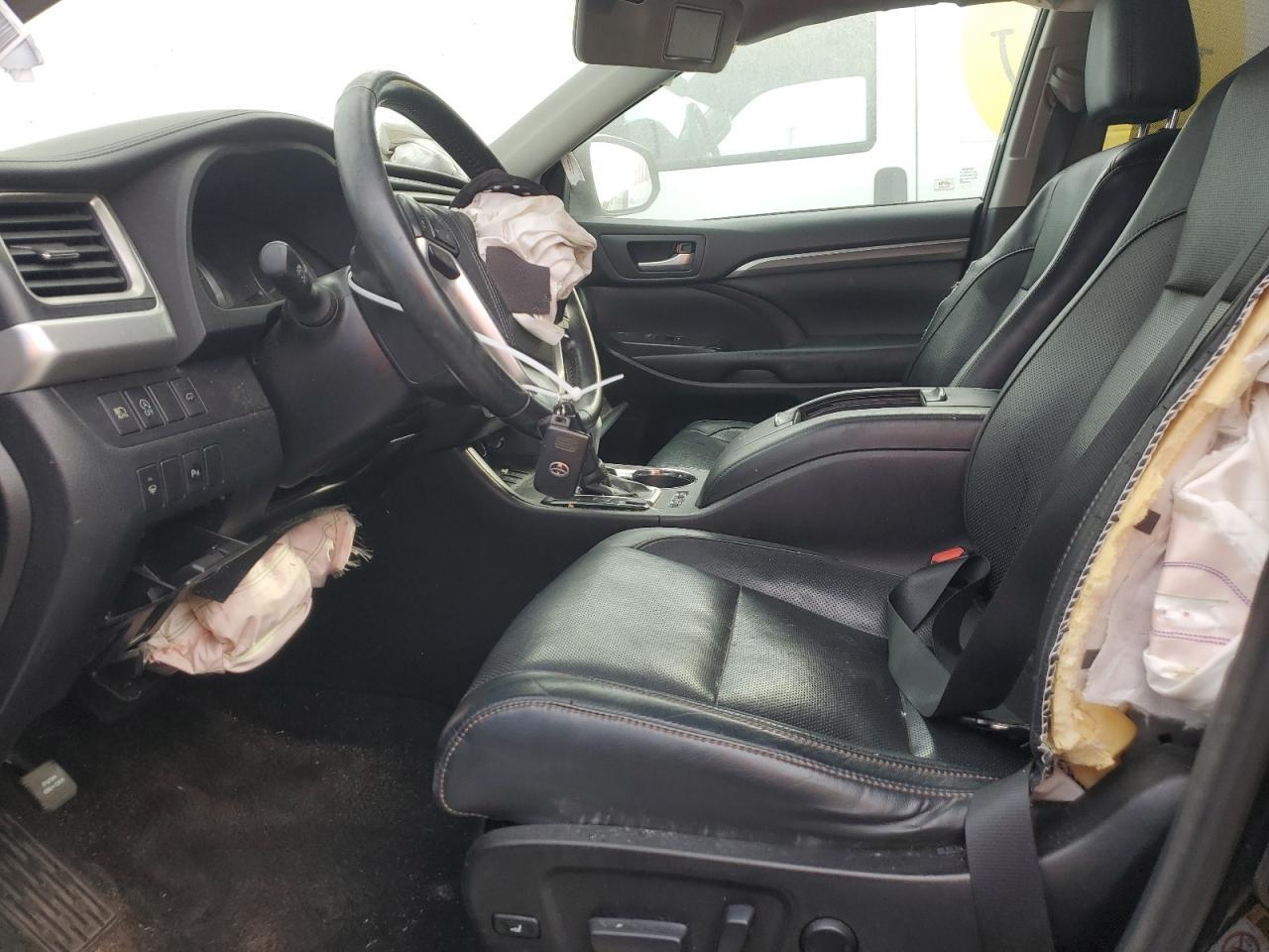 2017 TOYOTA HIGHLANDER
