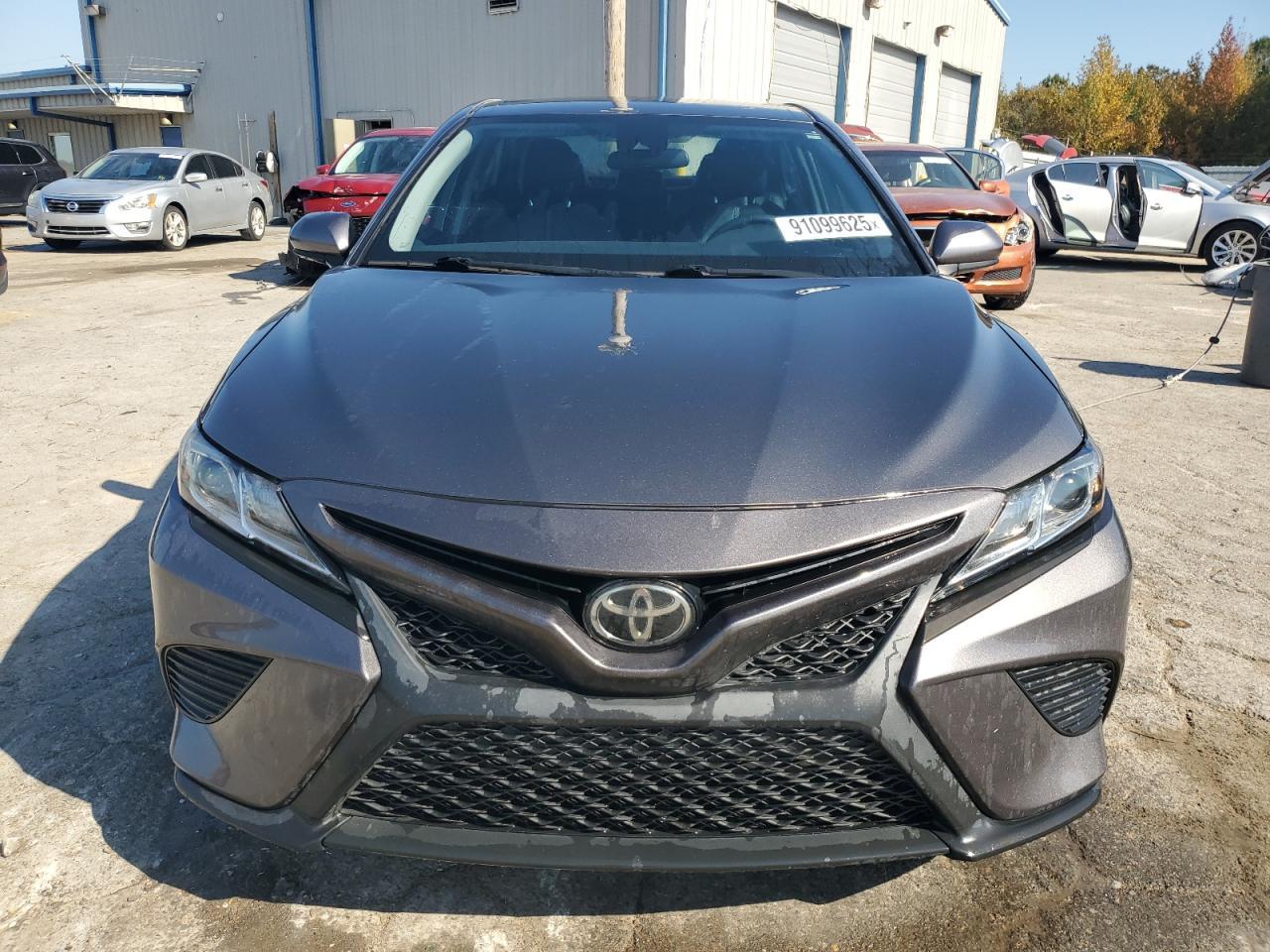 2018 TOYOTA CAMRY
