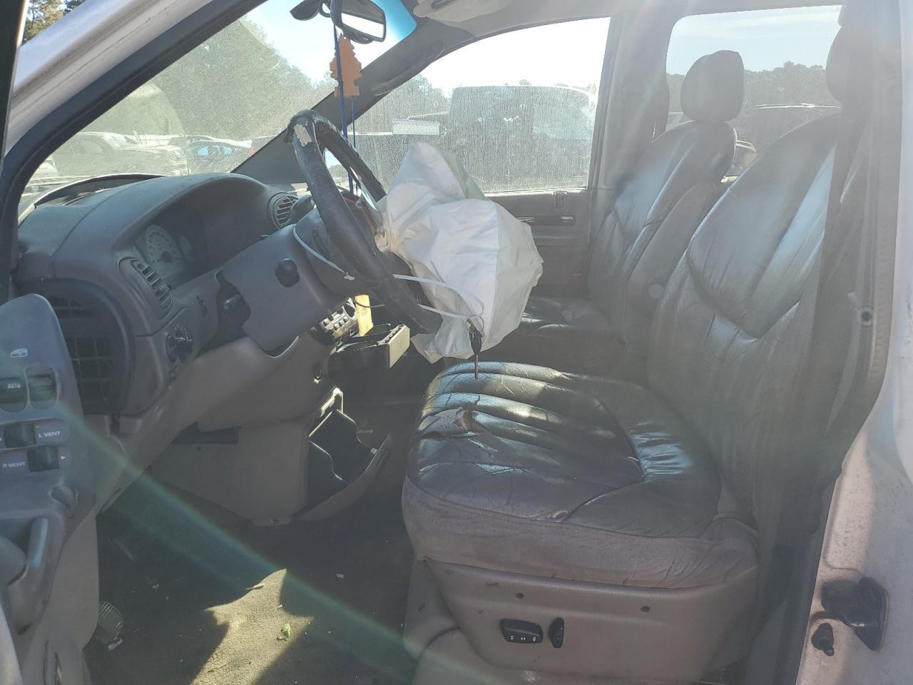 2000 CHRYSLER Town & Country