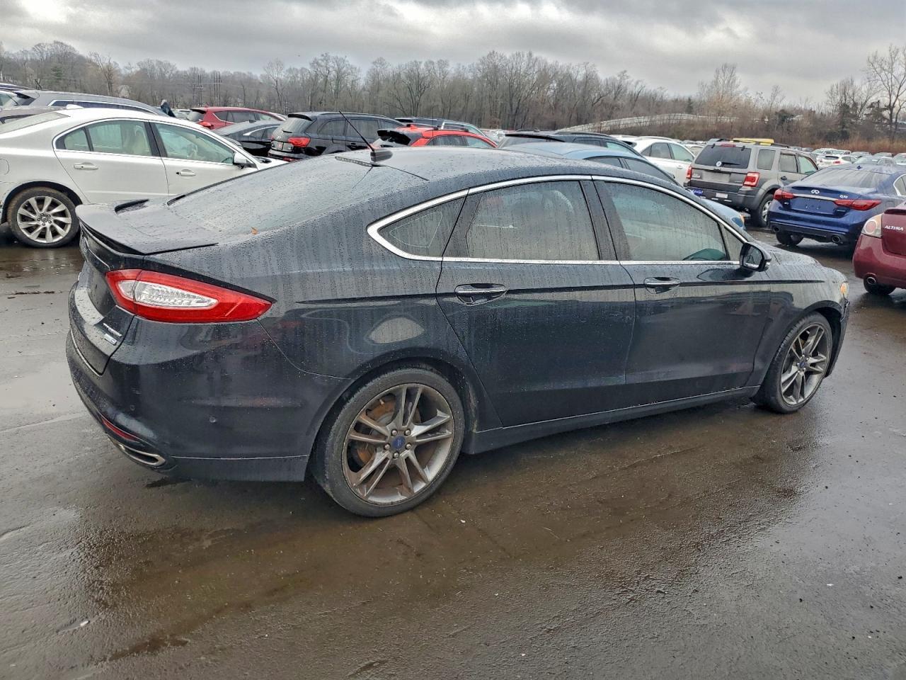 2013 FORD FUSION