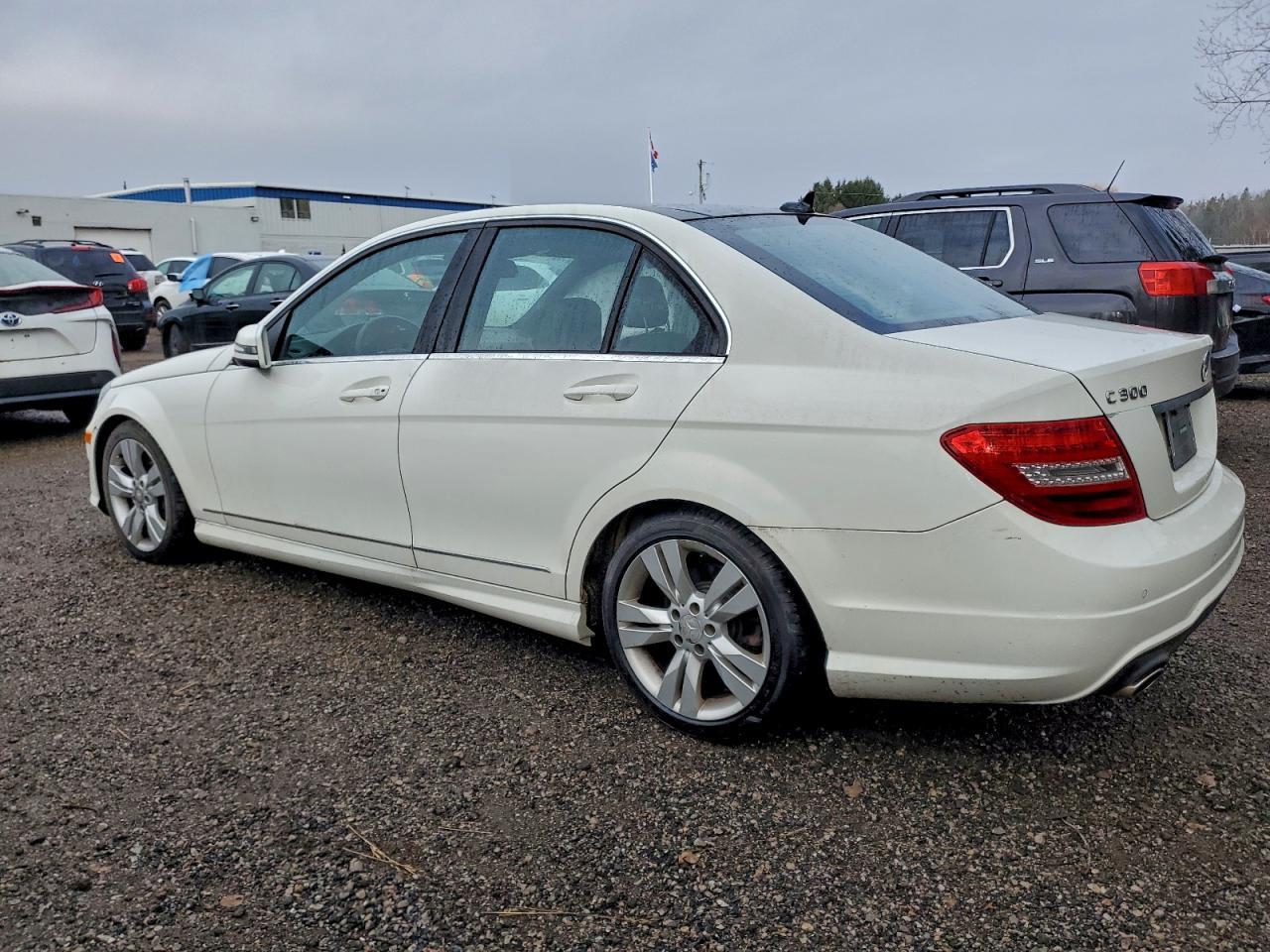 2012 MERCEDES-BENZ C-CLASS