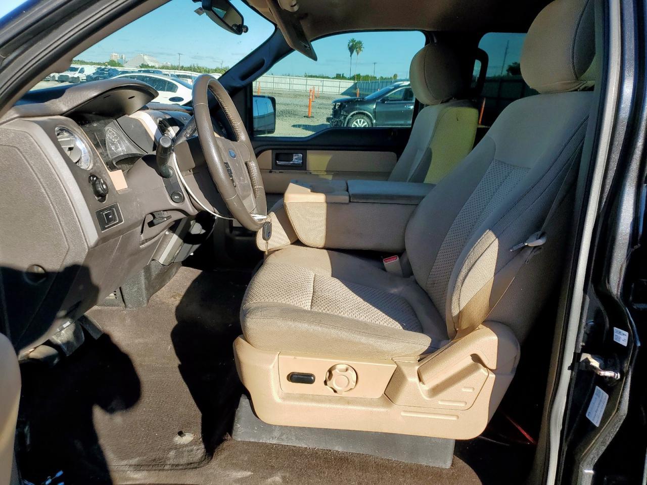 2013 FORD F-150