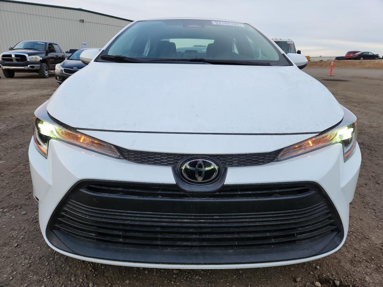 2024 TOYOTA COROLLA