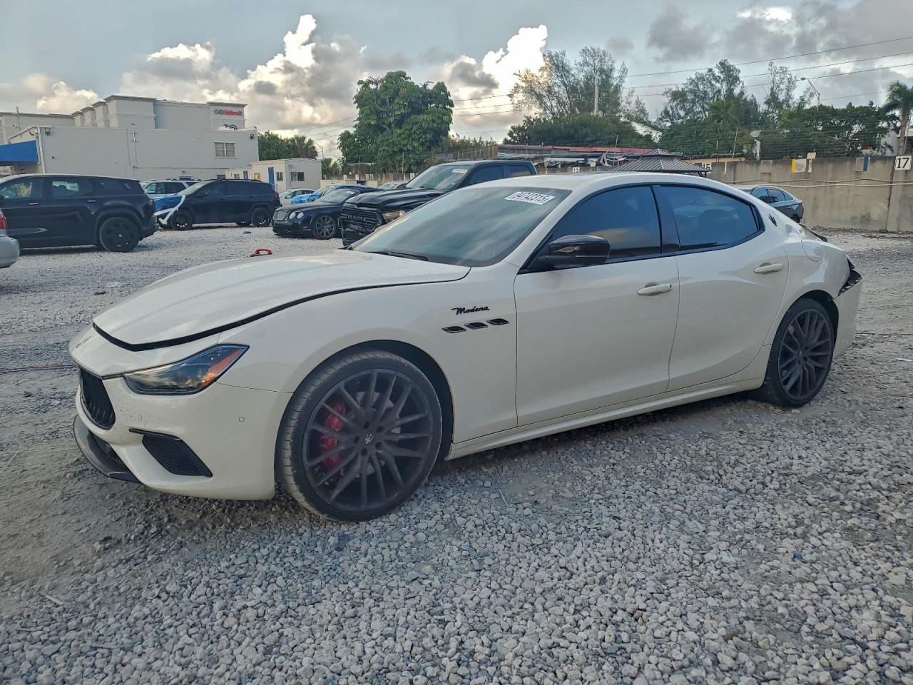 2023 MASERATI Ghibli