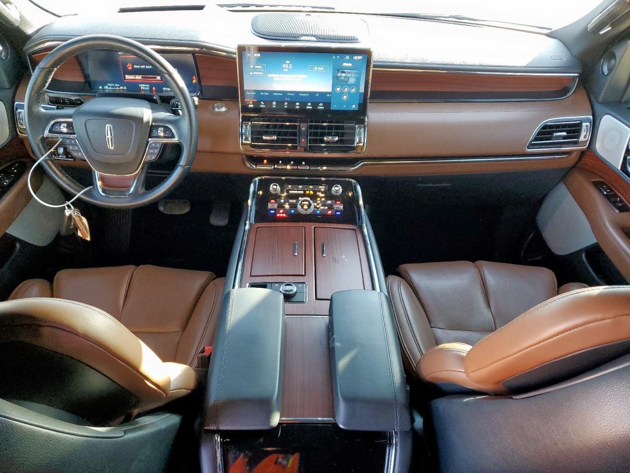 2023 LINCOLN Navigator