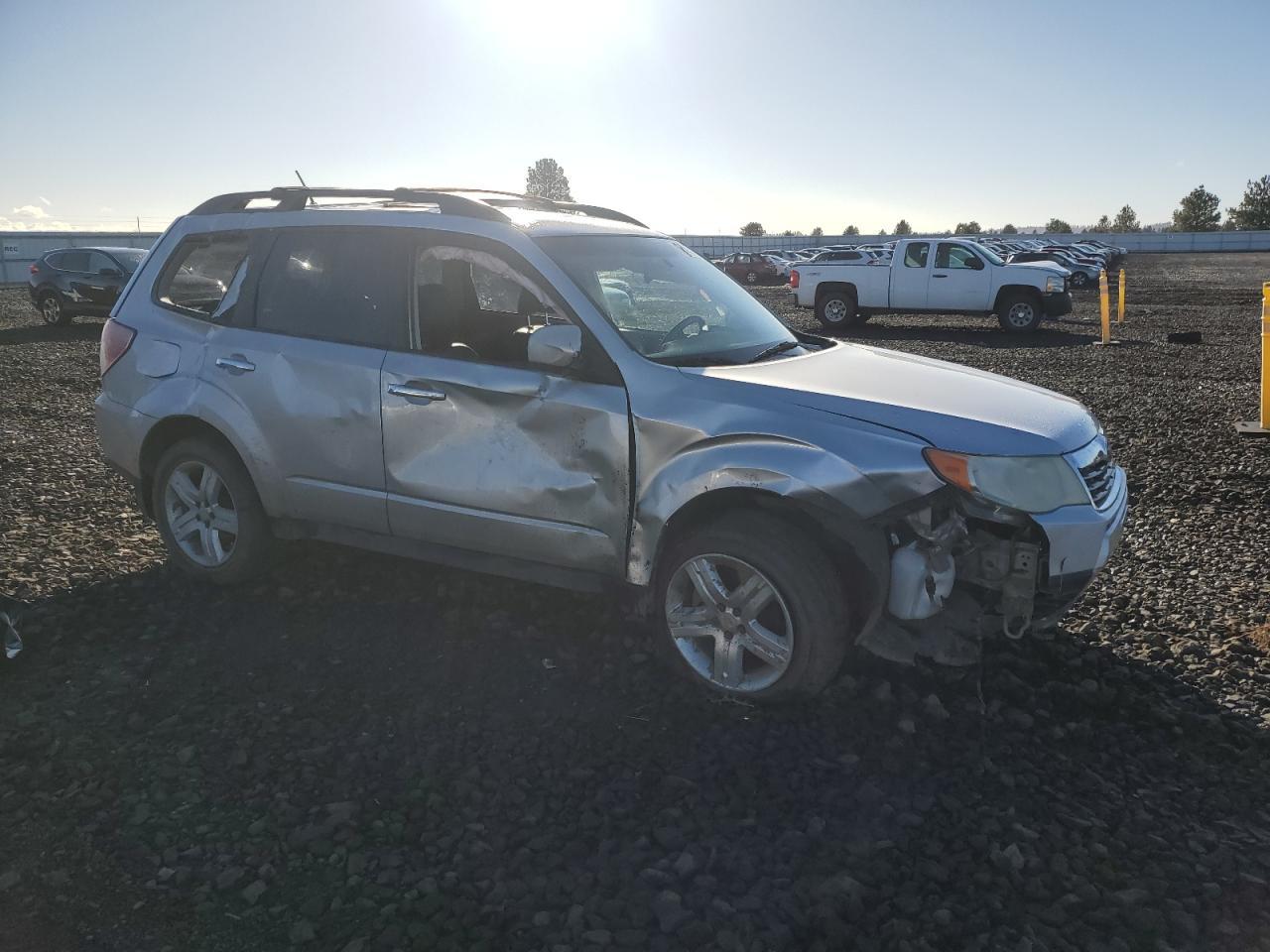 2010 SUBARU FORESTER
