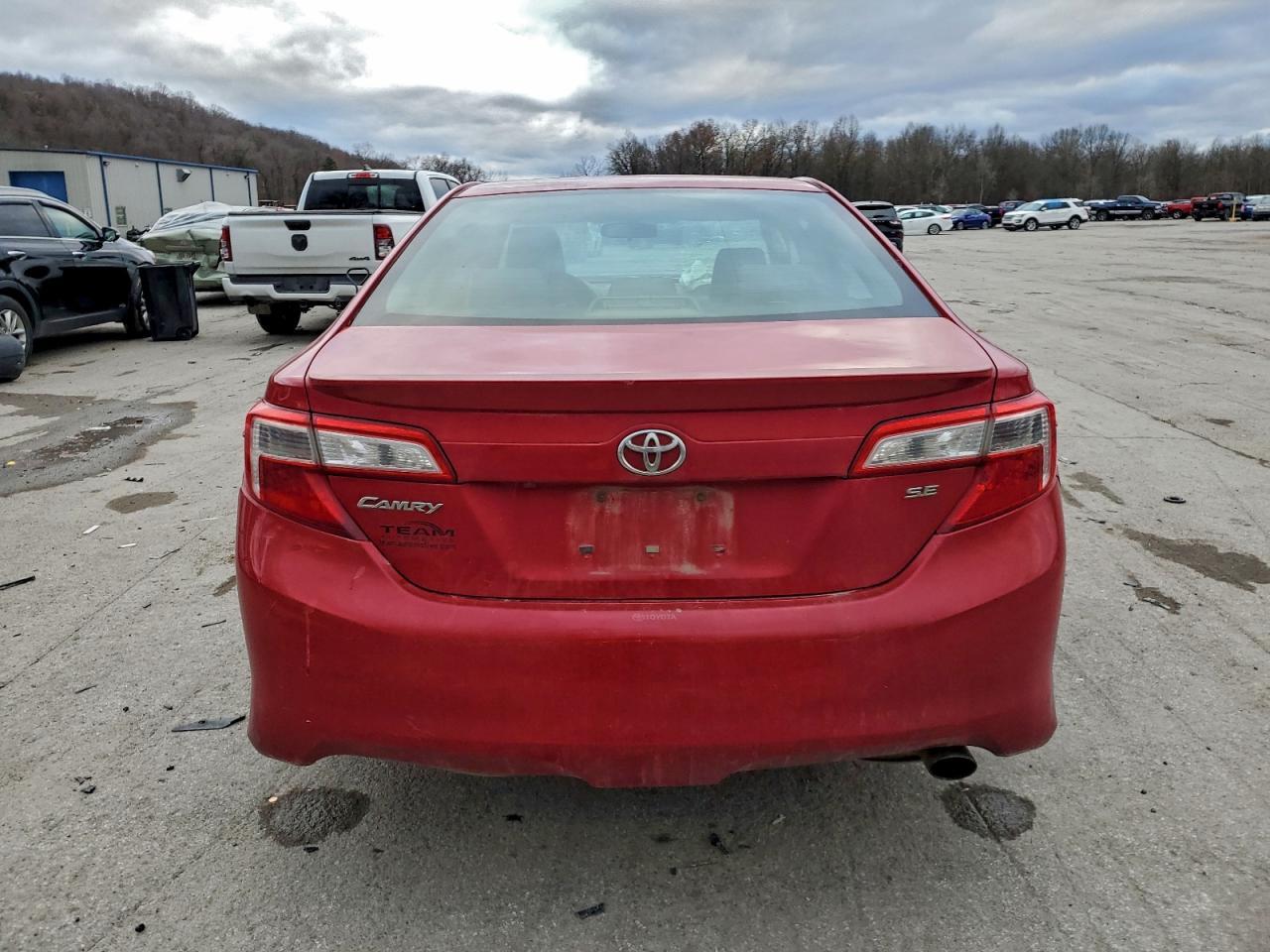 2014 TOYOTA CAMRY