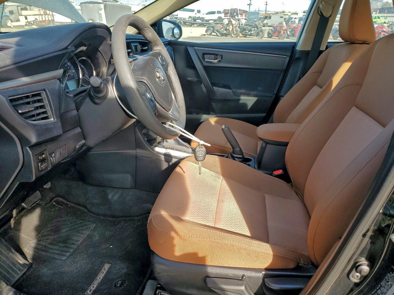 2015 TOYOTA COROLLA