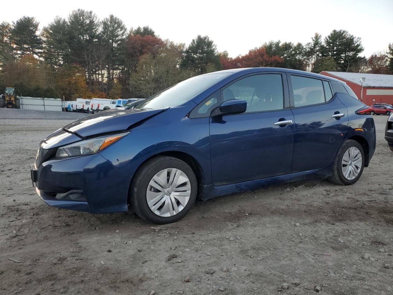 2023 NISSAN LEAF