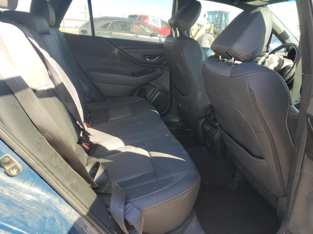 2022 SUBARU Outback